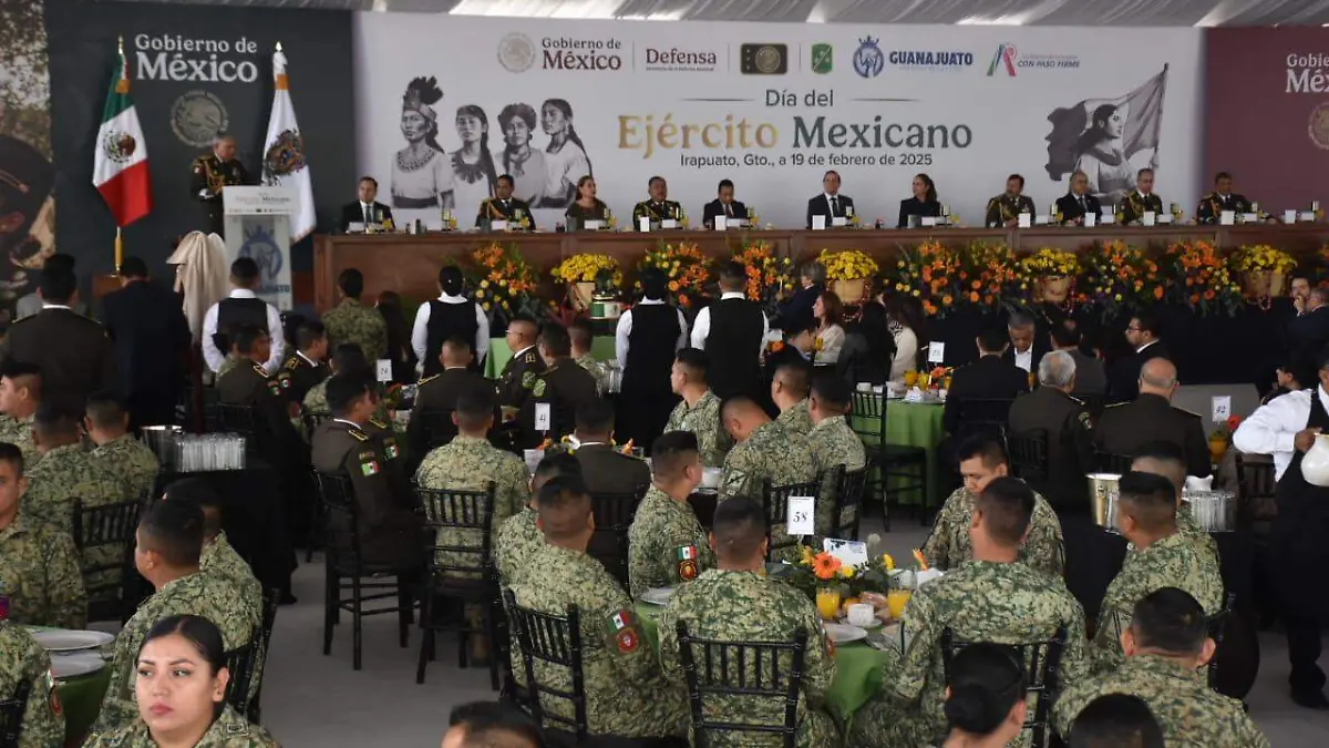 Conmemoran el 112 Aniversario del Ejército Mexicano en la XII Región Militar de Irapuato (6)